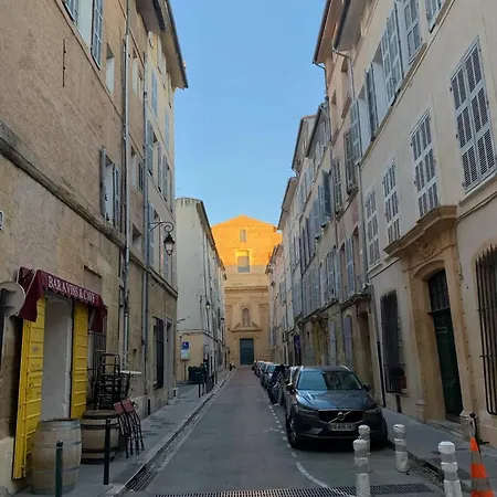 Avec Terrasse A Aix En Provence 20 M² Vue Aix-en-Provence